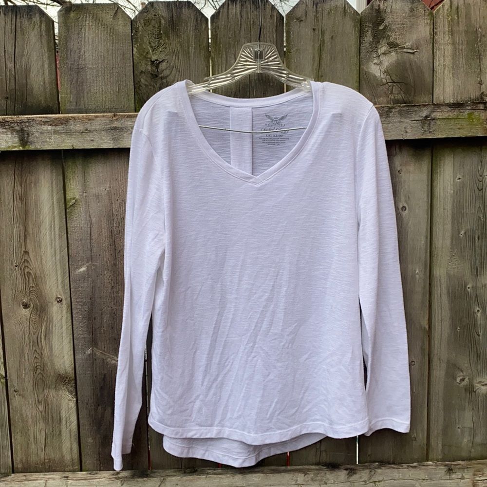 Faded Glory White top sz. L